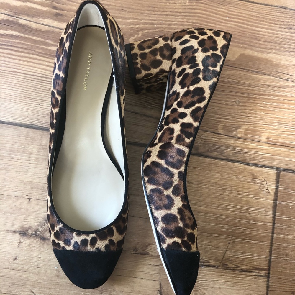NIB Ann Taylor Odelia calf hair cap toe pumps